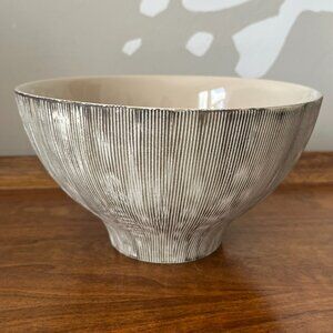 Nate Berkus Textured Linear Grain Pottery Bowl Beige Gray Modern Decor